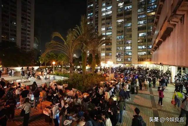 黑衣人扎营、派发传单国安出手连端窝点开元棋牌网站贼心不死！香港赈灾突现(图8)